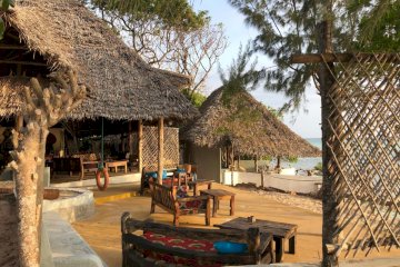 Sazani Beach Lodge