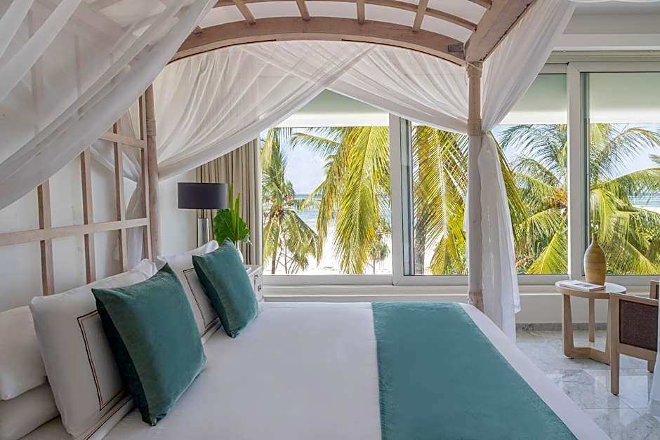 The Level Sea View Room